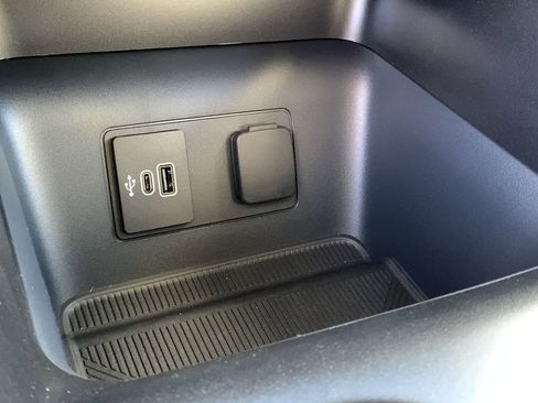 New 2026 Ford Explorer Active w/ Active Comfort Package image 26