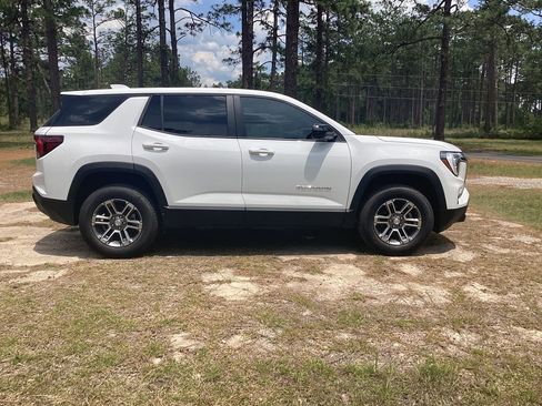New 2026 GMC Terrain Elevation w/ Technology Package II FWD image 6