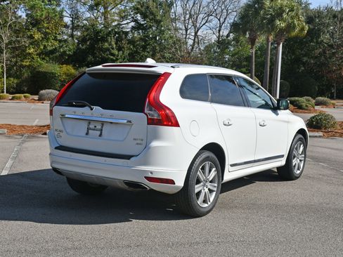 Used 2016 Volvo XC60 T6 image 3