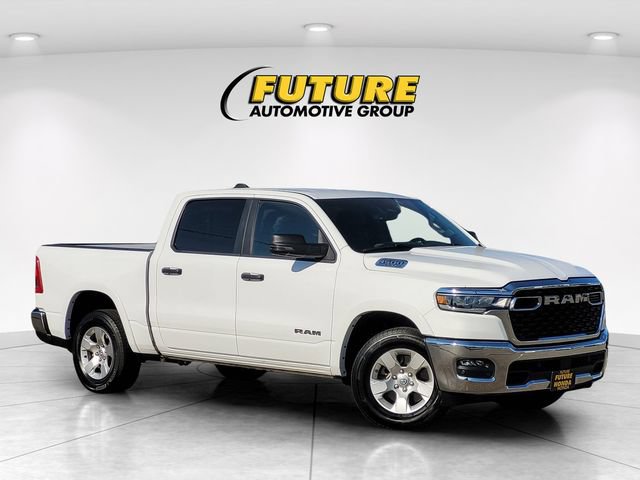 Used 2025 RAM 1500 Big Horn AWD/4WD image 1