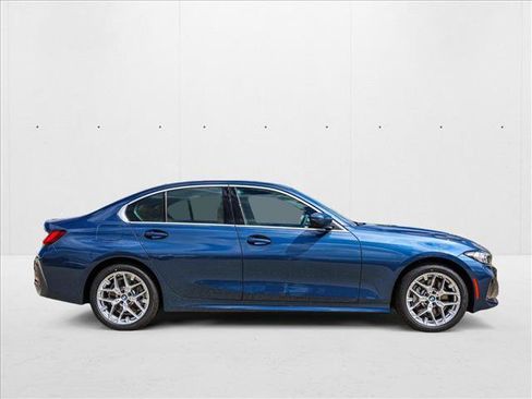 Used 2025 BMW 330i xDrive 330i xDrive w/ Convenience Package image 4
