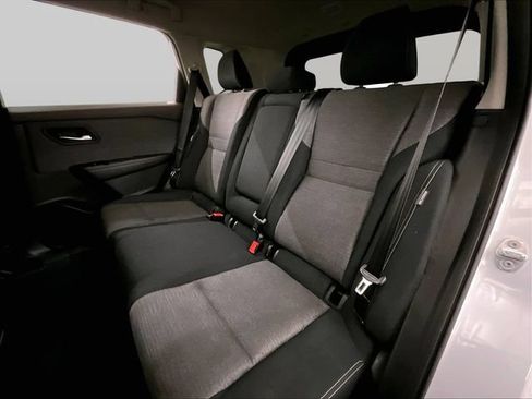 Used 2021 Nissan Rogue SV AWD/4WD image 25