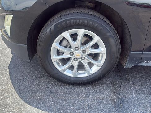 Used 2020 Chevrolet Equinox LS w/ LPO, Cargo Package AWD/4WD image 10