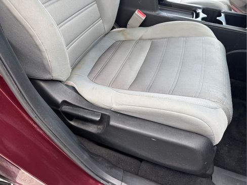 Used 2018 Honda CR-V LX image 32