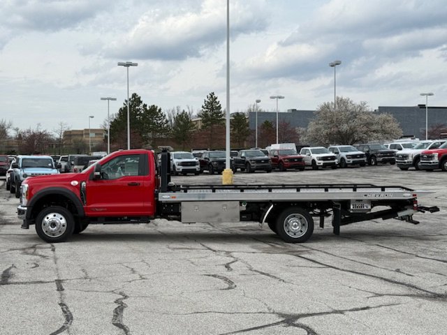 New 2024 Ford F550 4x4 Regular Cab Super Duty w/ XLT Value Package image 2