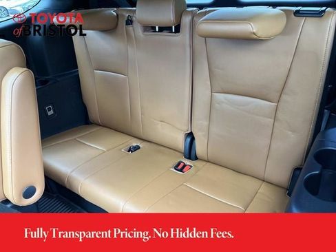 Used 2021 Toyota Highlander Platinum AWD/4WD image 20