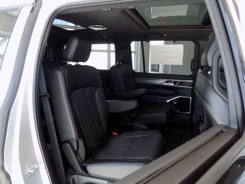 New 2026 Jeep Grand Wagoneer Limited AWD/4WD image 29