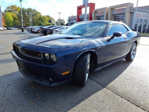 Used 2013 Dodge Challenger R/T Plus image 18