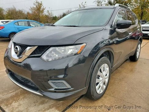 Used 2016 Nissan Rogue S w/ Appearance Package image 4
