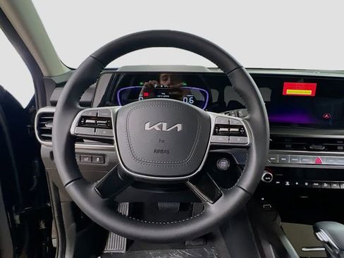 New 2025 Kia Telluride S image 11