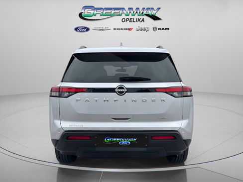 Used 2025 Nissan Pathfinder SV AWD/4WD image 11