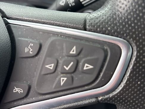 Used 2023 Chevrolet Malibu LT w/ Driver Confidence Package image 7