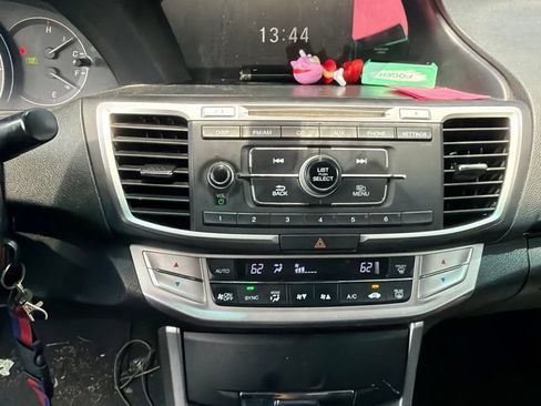 Used 2013 Honda Accord Sport image 9