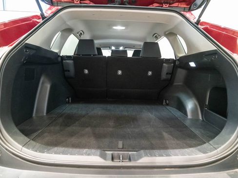 Used 2024 Toyota RAV4 LE AWD/4WD image 31