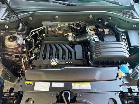 Used 2021 Volkswagen Atlas SEL FWD image 30