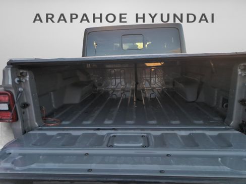 Used 2021 Jeep Gladiator Overland w/ Popular Equipment Package AWD/4WD image 17