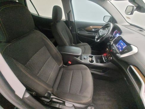 Used 2020 GMC Terrain SLE image 21