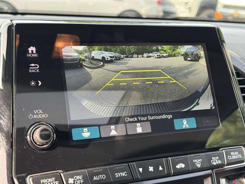 Used 2023 Honda Odyssey Touring image 30