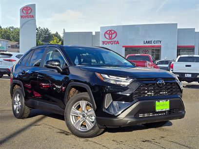 New 2025 Toyota RAV4 XLE