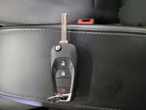 Used 2018 Chevrolet Cruze LT image 32