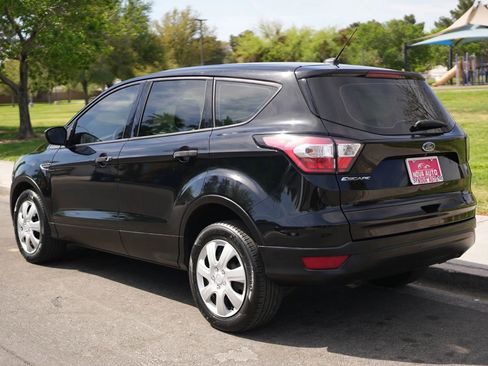 Used 2018 Ford Escape S image 6