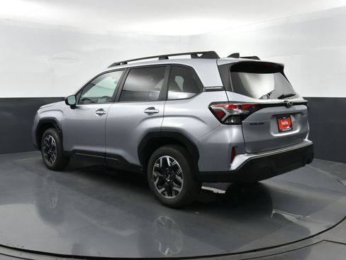 Used 2026 Subaru Forester Premium image 34