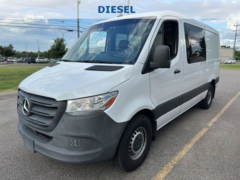 Used 2022 Mercedes-Benz Sprinter 2500 image 8