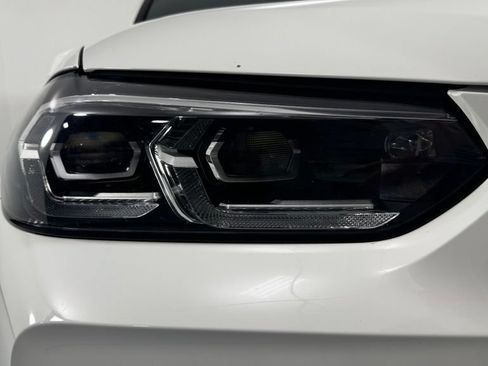 Used 2022 BMW X3 xDrive30i w/ Premium Package AWD/4WD image 8