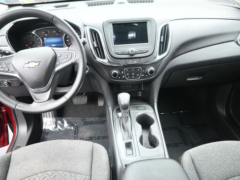 Used 2024 Chevrolet Equinox LT FWD image 15