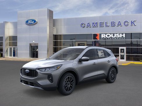New 2026 Ford Escape SE FWD image 1