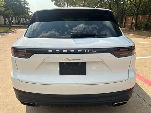 Used 2020 Porsche Cayenne AWD/4WD image 11