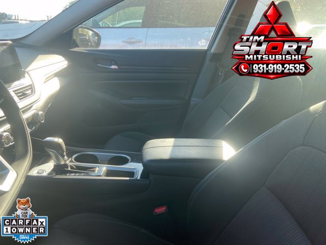 Used 2024 Nissan Altima 2.5 SV FWD image 1