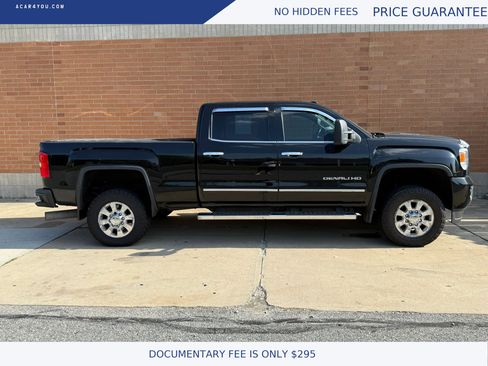 Used 2015 GMC Sierra 3500 Denali w/ Duramax Plus Package AWD/4WD image 9