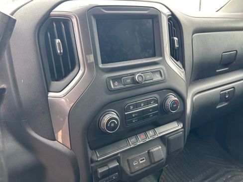 Used 2021 Chevrolet Silverado 2500 Custom w/ Custom Value Package AWD/4WD image 10