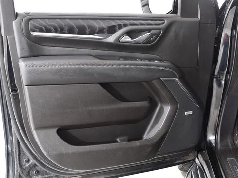 Used 2021 GMC Yukon XL Denali AWD/4WD image 24