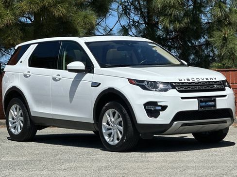Used 2019 Land Rover Discovery Sport HSE image 2