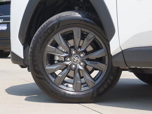 Used 2026 Toyota RAV4 XLE Premium FWD image 14