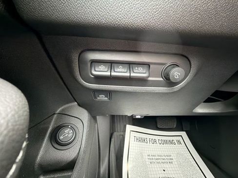 Used 2022 GMC Terrain SLT w/ Tech Package AWD/4WD image 22