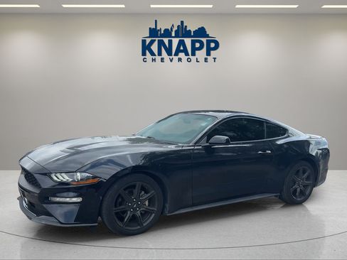 Used 2019 Ford Mustang Coupe w/ Black Accent Package RWD image 1