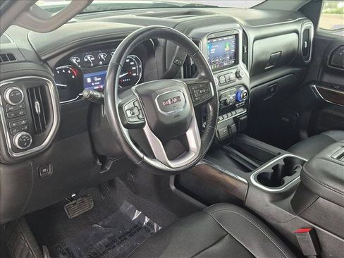 Used 2022 GMC Sierra 1500 SLT w/ SLT Premium Plus Package AWD/4WD image 9