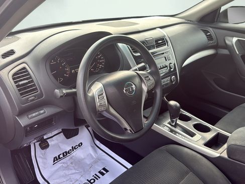 Used 2015 Nissan Altima 2.5 S FWD image 33