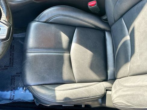 Used 2018 MAZDA MAZDA3 Touring FWD image 18