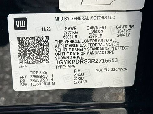 Used 2024 Cadillac XT6 Premium Luxury w/ LPO, Floor Liner Package AWD/4WD image 37