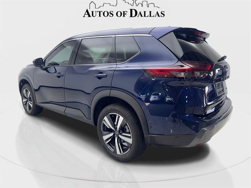 Used 2024 Nissan Rogue SL image 9