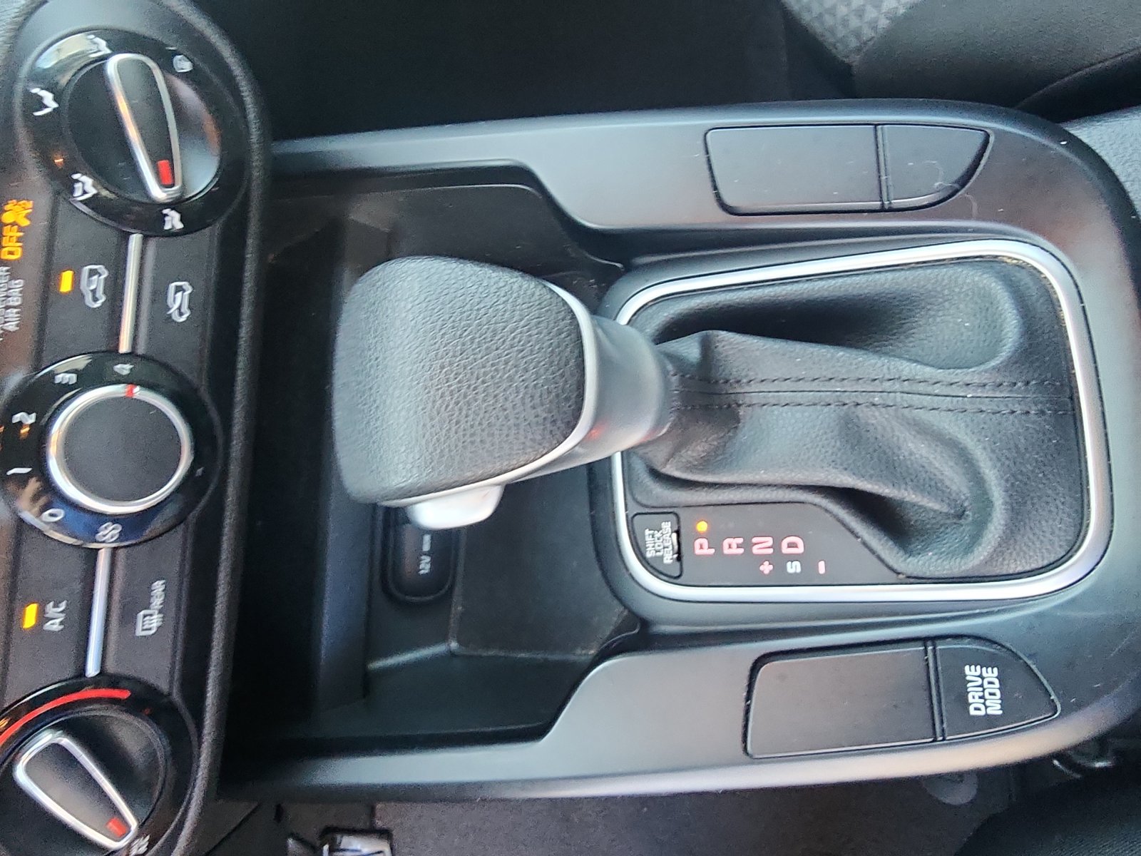 Used 2022 Kia Soul LX w/ Technology Package FWD image 19
