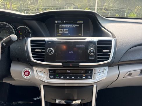 Used 2013 Honda Accord EX-L image 18