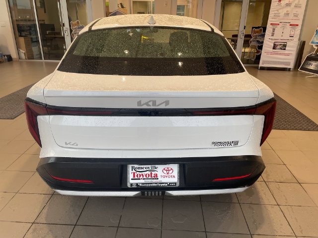 Used 2025 Kia K4 FWD image 32