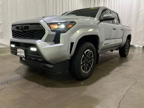 New 2026 Toyota Tacoma TRD Sport AWD/4WD image 21