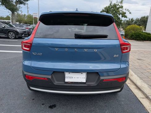 Certified 2023 Volvo XC40 B4 Plus w/ Protection Package Premier FWD image 5