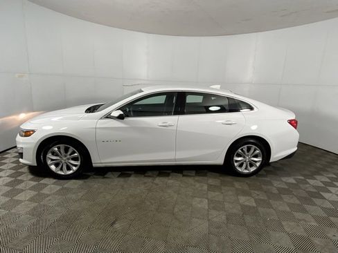 Used 2024 Chevrolet Malibu LT image 2